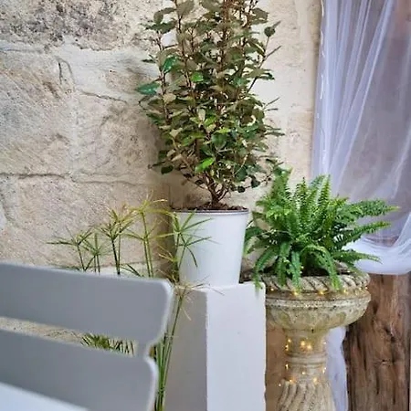 アパート Appartement-terrasse Centre Historique ユゼ